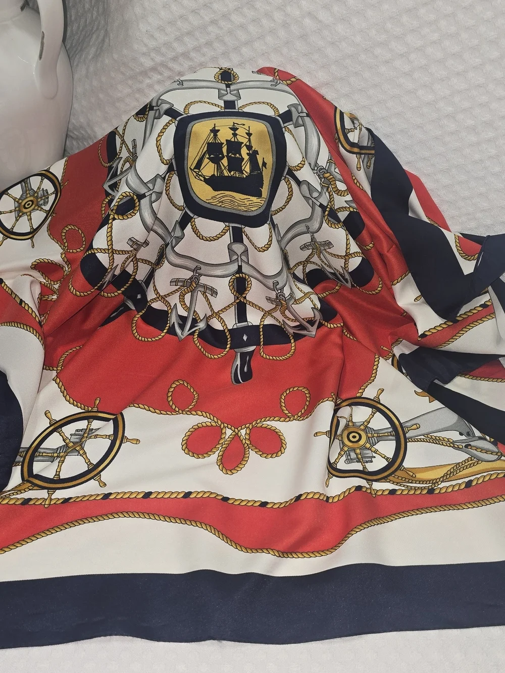 VINTAGE NAUTICAL MULTI-COLORED LADIES SCARF SQUARE SHIPS WHEEL ROBE ANCHOR